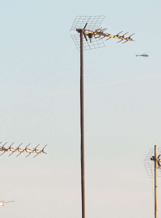 <img src=“Taso Ugulava’s photo pink balloon” alt=Random” title=“ pink balloon wrapped over antenna”