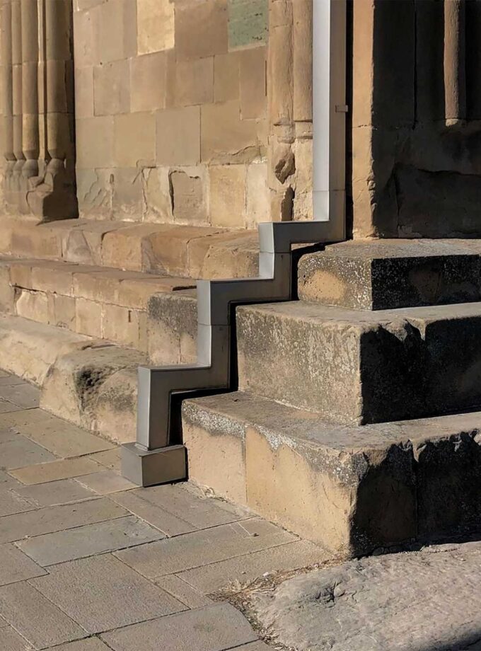 <img src=“Gigi Shukakidze’s photo Simetria“alt=Other”title=“Simetria”