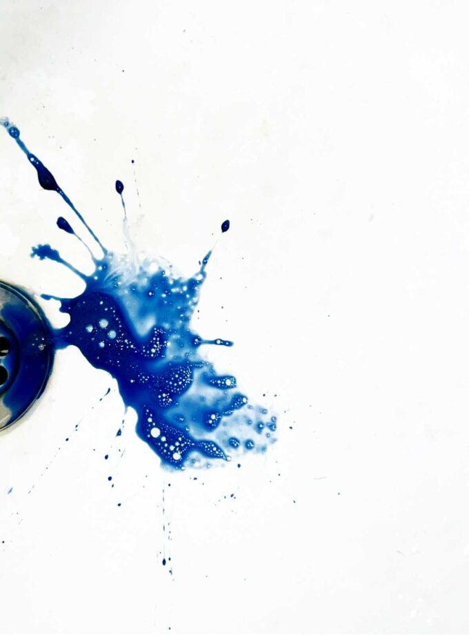 <img src=“Nina Khutsishvili’s photo Blue Paint“alt=Blue”title=“Blue Paint”